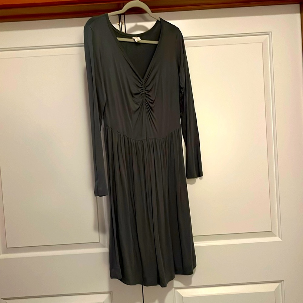 Kate Quinn, extra large, green long sleeve dress